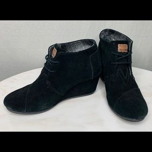 Toms Suede Wedge Bootie